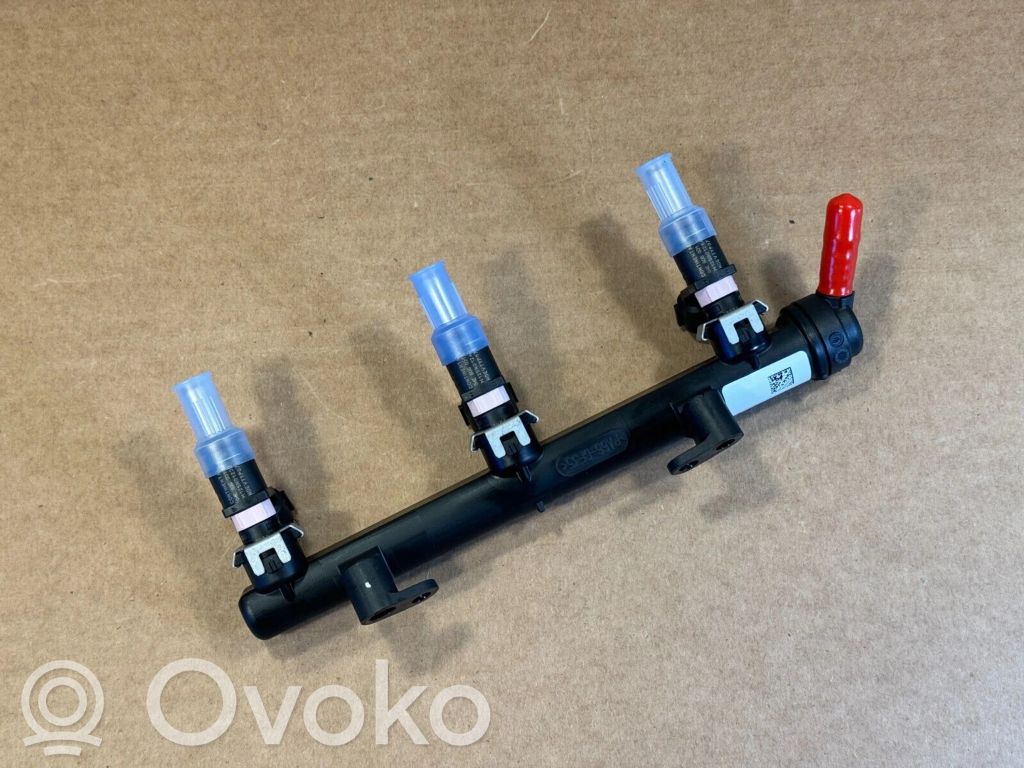 Volkswagen Golf VII Set injectoare combustibil 