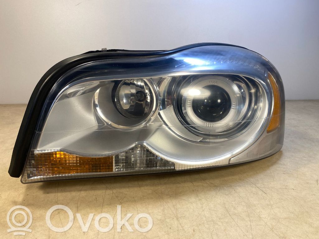 Volvo XC90 Scheinwerfer 