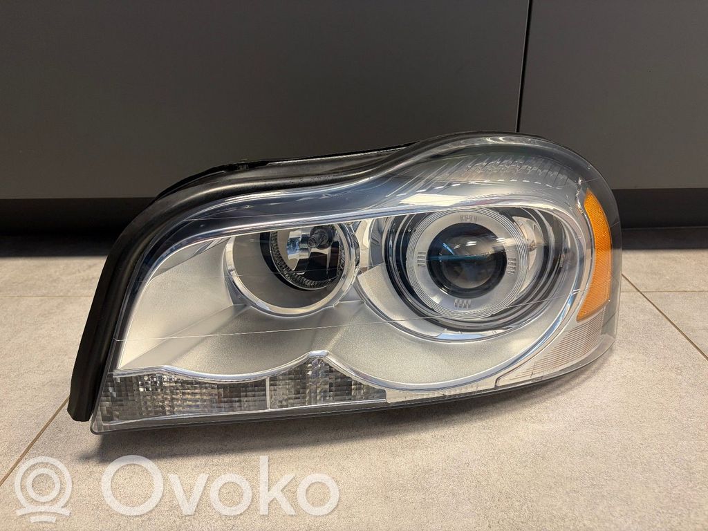 Volvo XC90 Scheinwerfer 