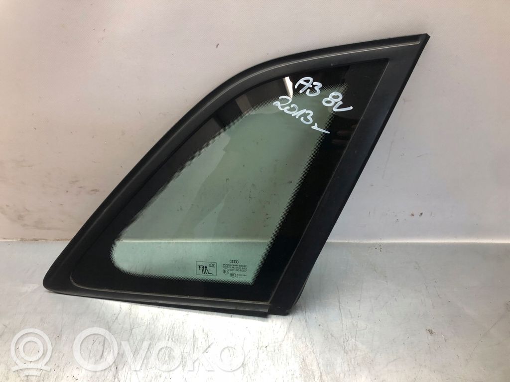 Audi A3 S3 8V Vidrio lateral trasero 