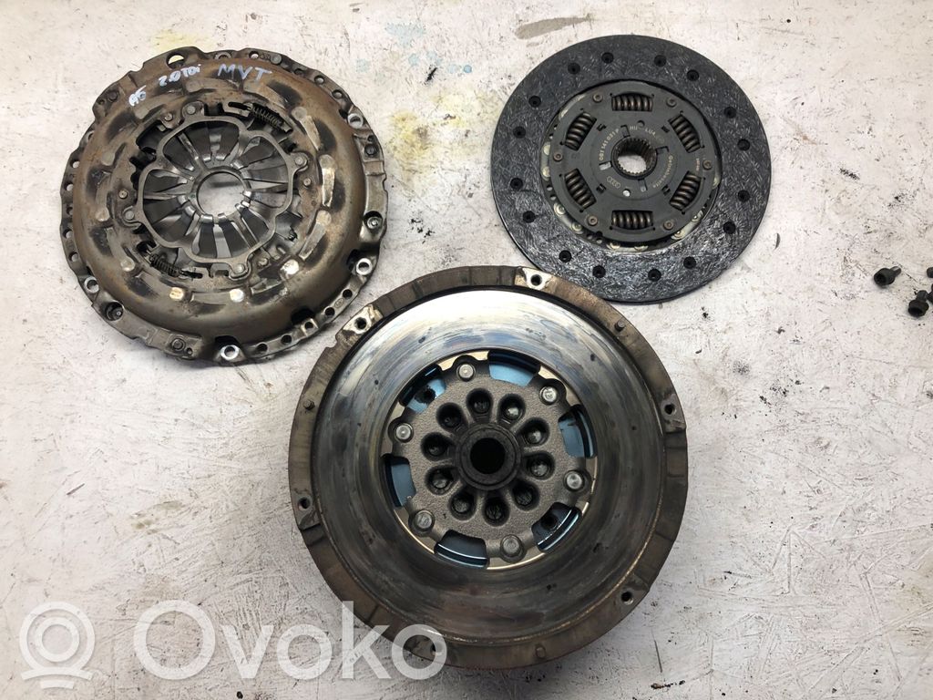 Audi A6 S6 C7 4G Sankabos komplektas 