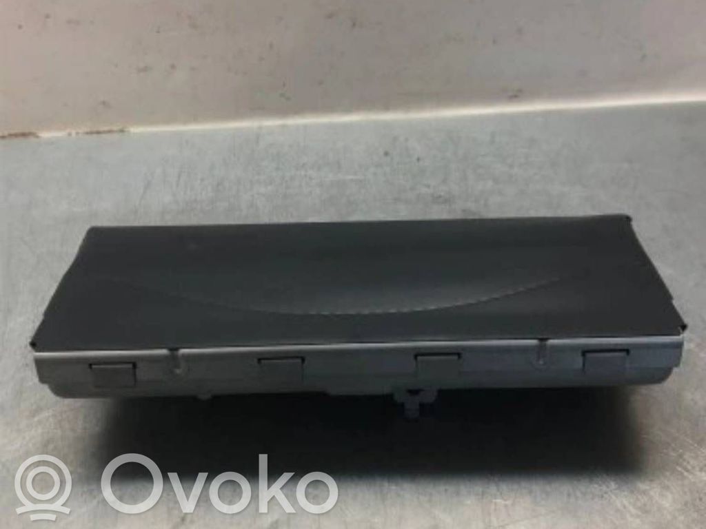 Audi A3 S3 8V Poduszka powietrzna Airbag chroniąca kolana 