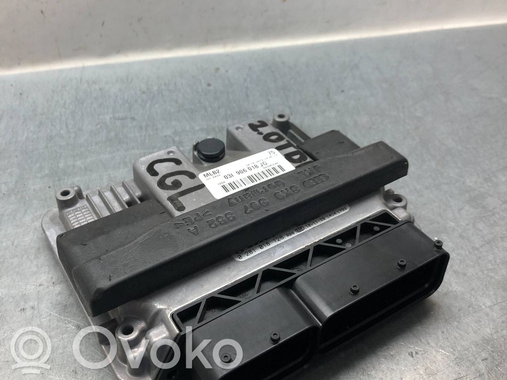 Audi A5 8T 8F Engine control unit/module 