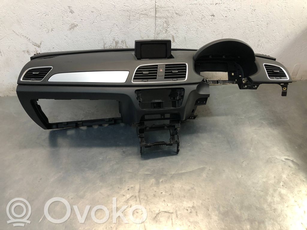 Audi Q3 8U Centrinės konsolės valdymo blokas 