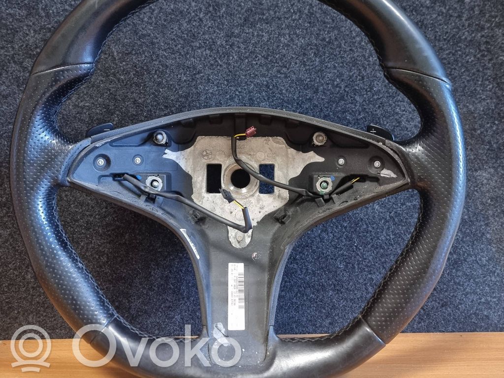 Mercedes-Benz E C207 W207 Ohjauspyörä 