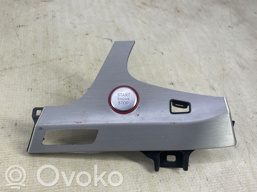 Audi Q7 4M Dashboard glove box trim 