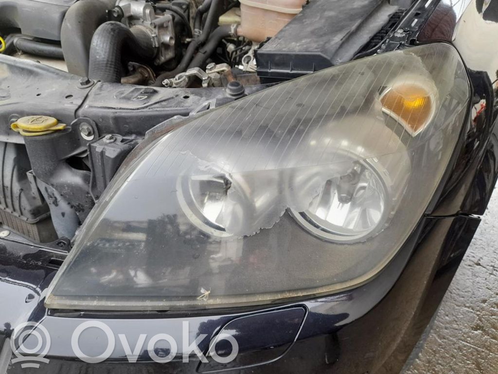 Scheinwerfer   896472