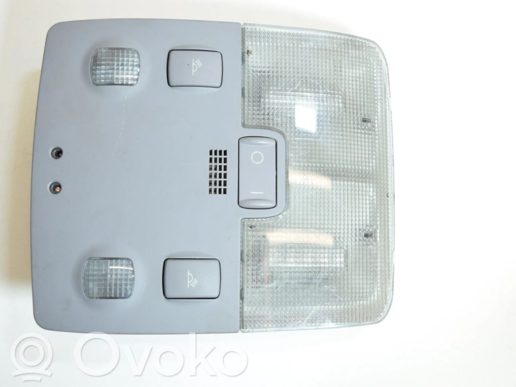 Audi A4 S4 B8 8K Światło fotela przedniego 