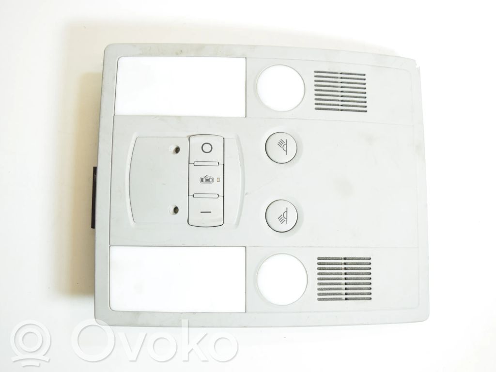 Etuistuimen valo   4E0947111AA