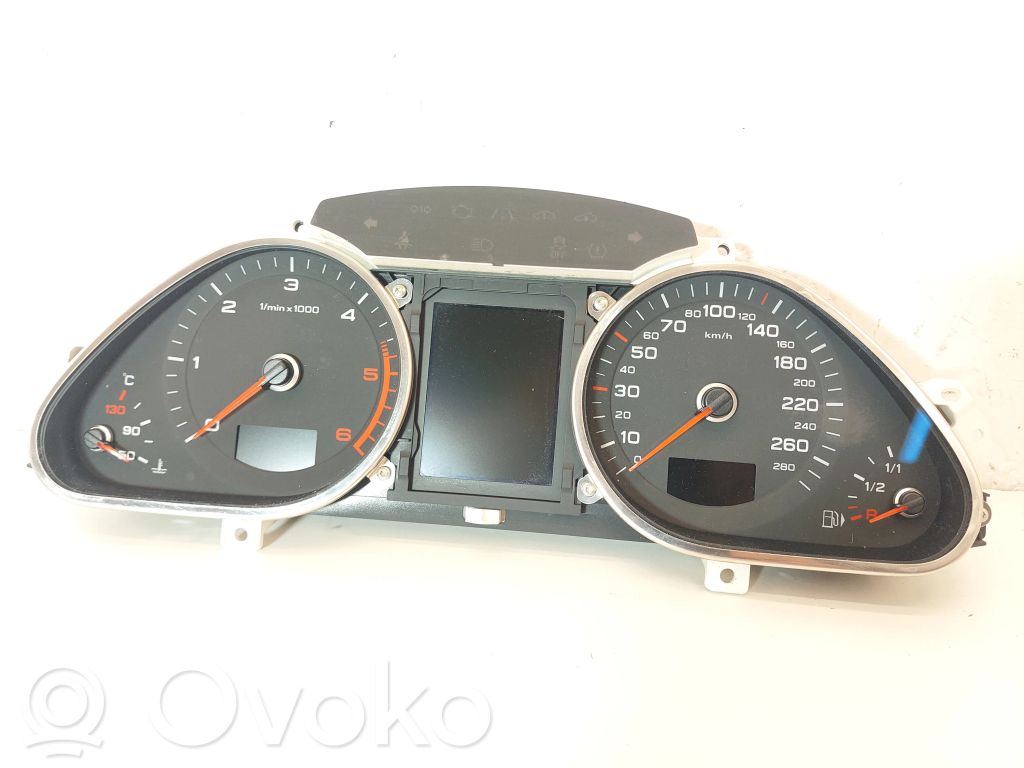 Audi Q7 4L Nopeusmittari (mittaristo) 