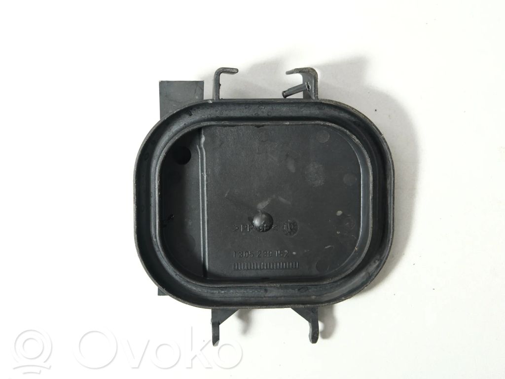 Deckel Abdeckung Scheinwerfer   1305239152