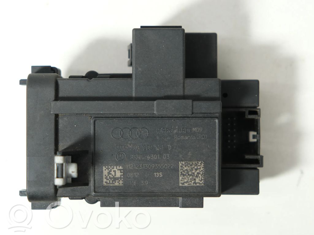 Audi A4 S4 B8 8K Czytnik karty 