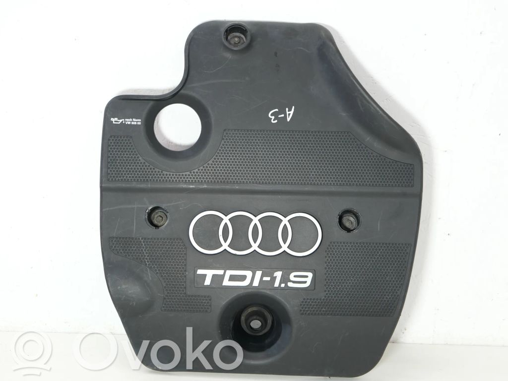 Audi A3 S3 8L Osłona górna silnika 