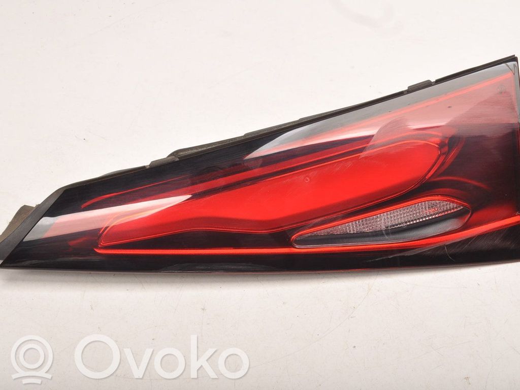 Mercedes-Benz CLS W257 Lampy tylnej klapy bagażnika 