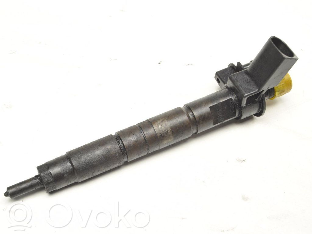 BMW 3 E90 E91 Fuel injector 