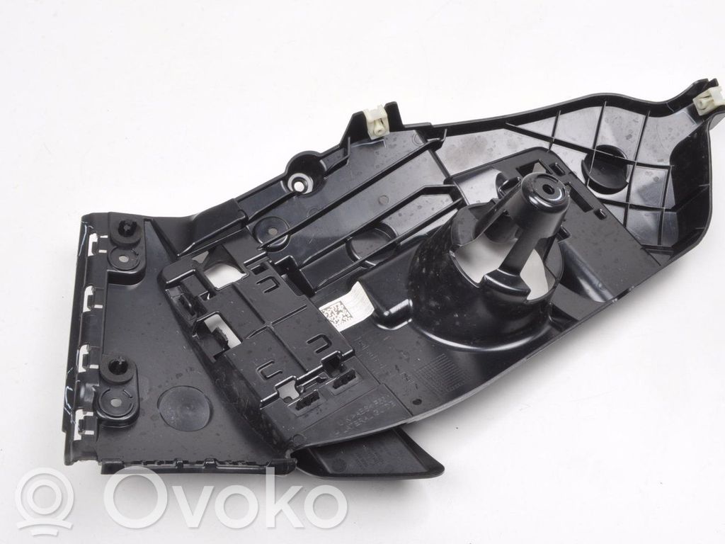 Rear bumper mounting bracket   5A2F825