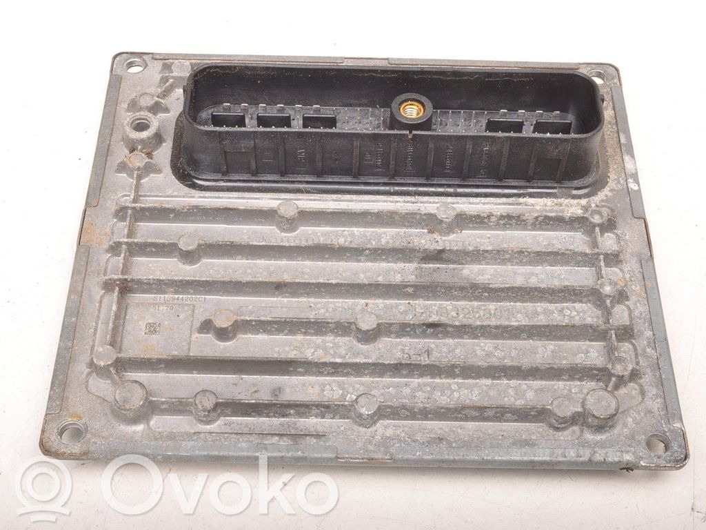 Galios (ECU) modulis   7M5112A650BBC