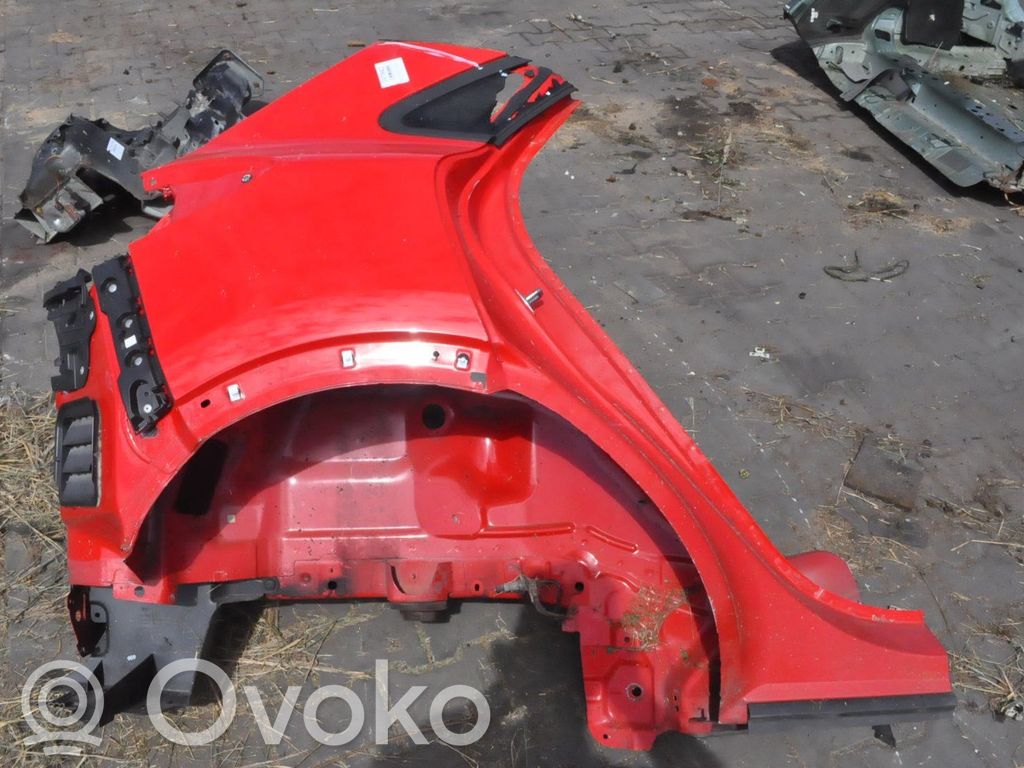 Panel lateral trasero