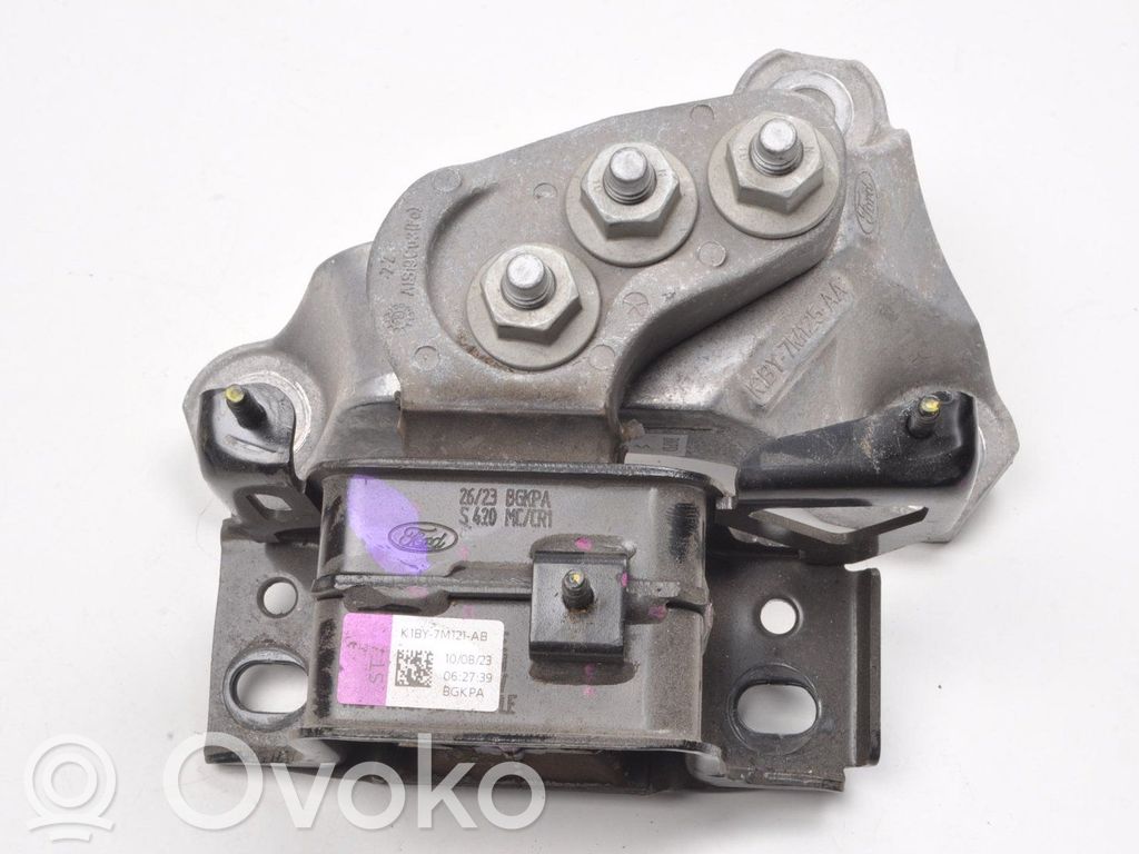Ford Puma Gearbox mounting bracket 