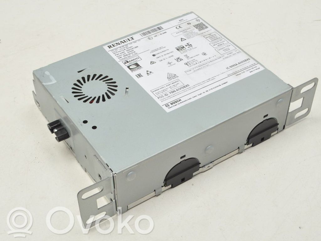 Renault Captur II Radio/CD/DVD/GPS head unit 