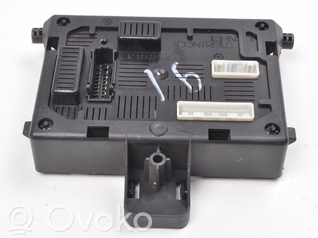 Renault Clio III Comfort/convenience module 