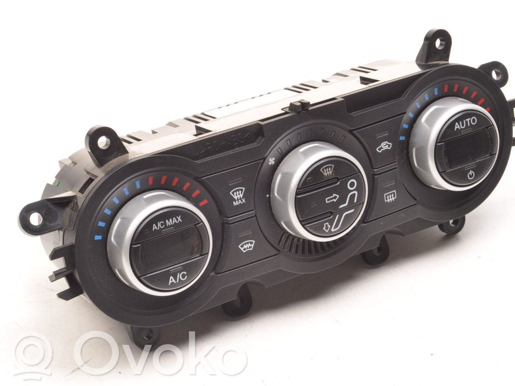 Climate control unit   AB3918C612EA