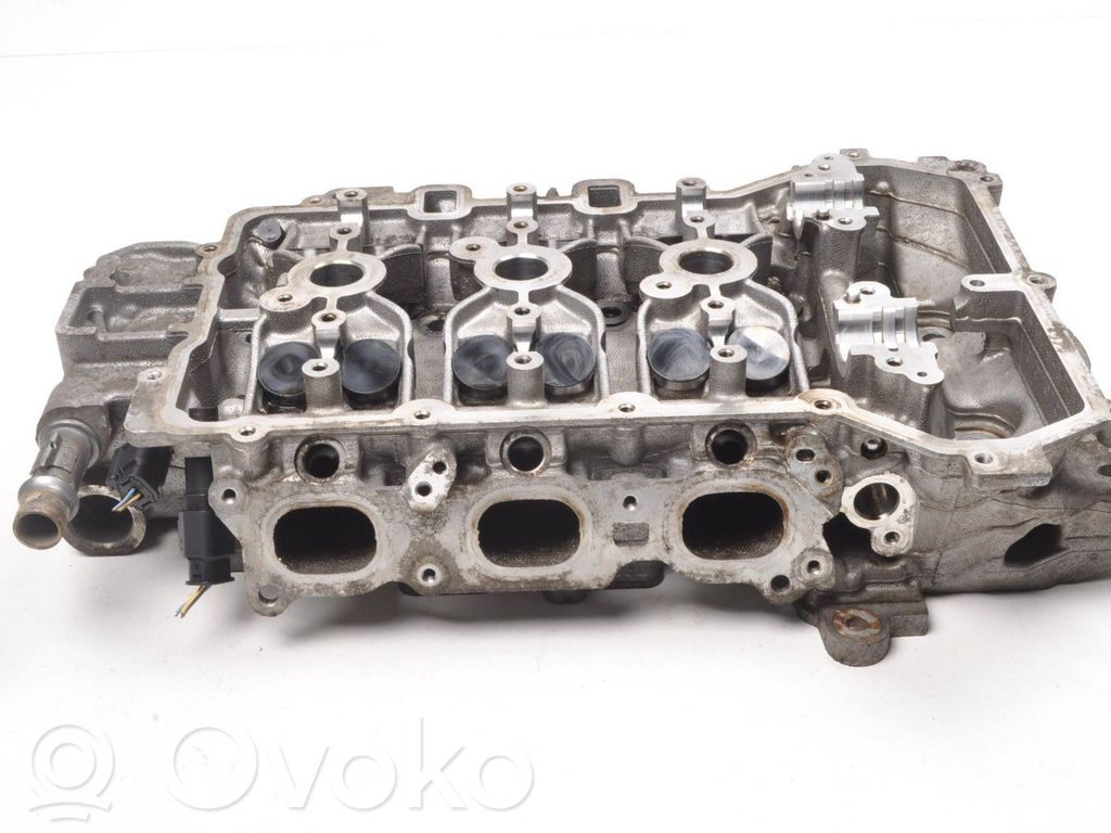 Peugeot 208 I Engine head 