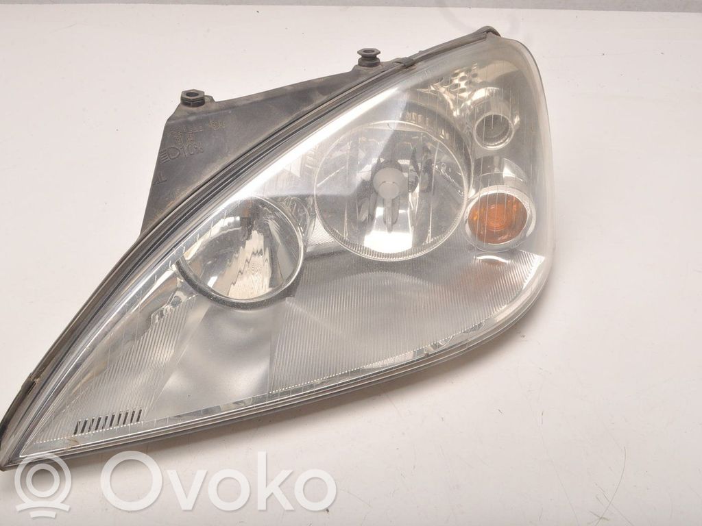 Headlight/headlamp   7M5941015E