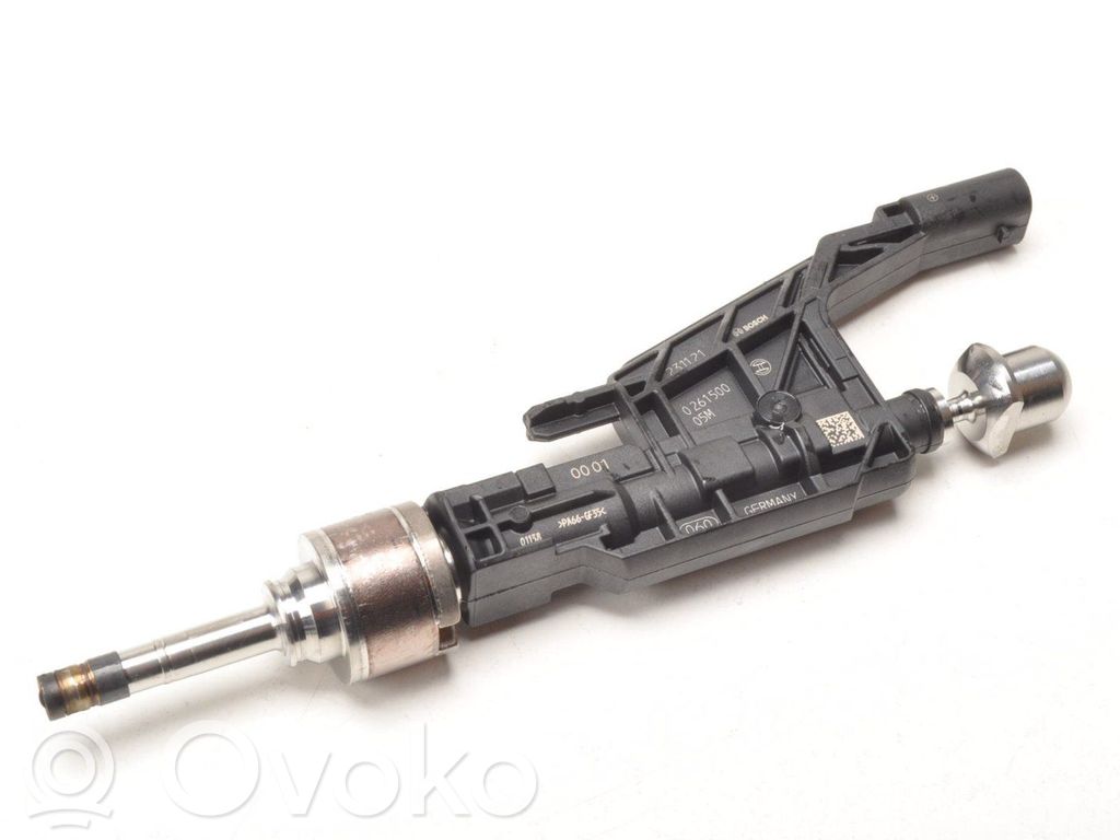 BMW 5 G60 G61 Inyector de combustible 