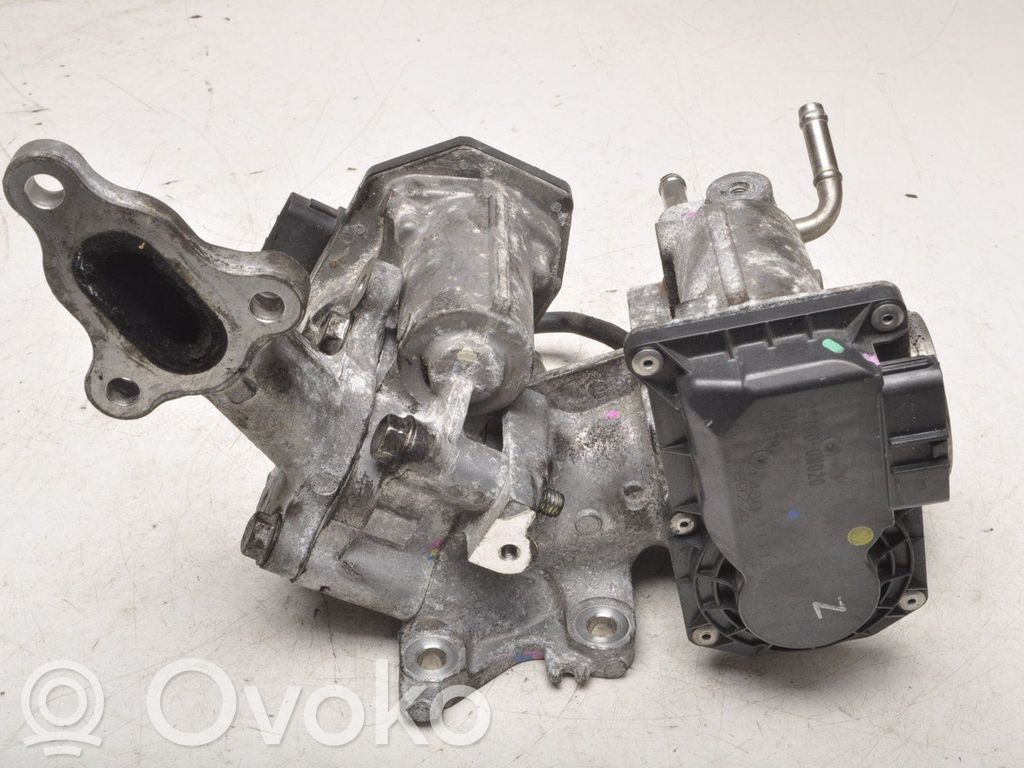 Toyota Yaris Przepustnica elektryczna 
