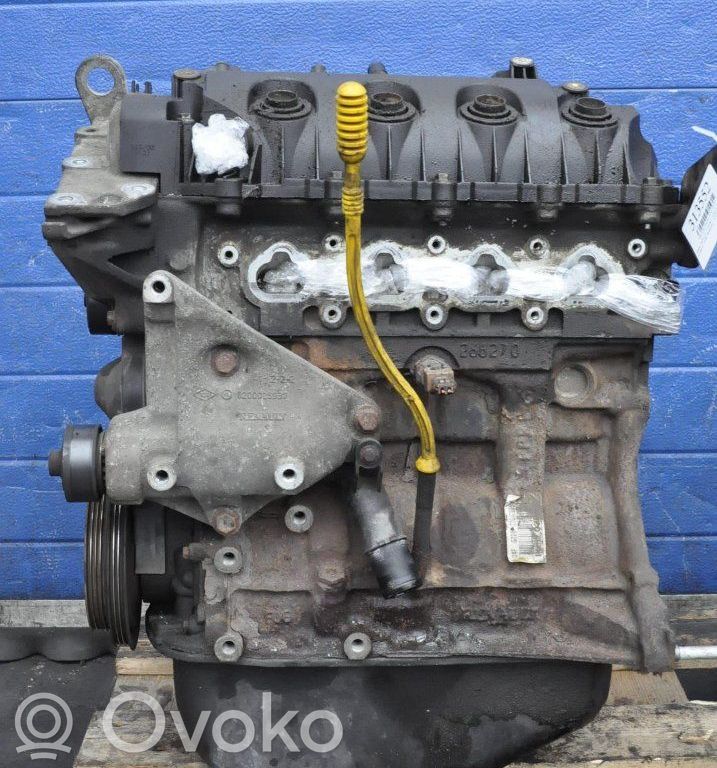 Renault Thalia II Двигатель в сборе 