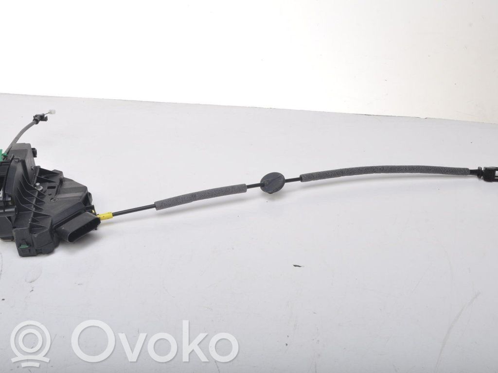 Ford Kuga II Galinių durų spyna 