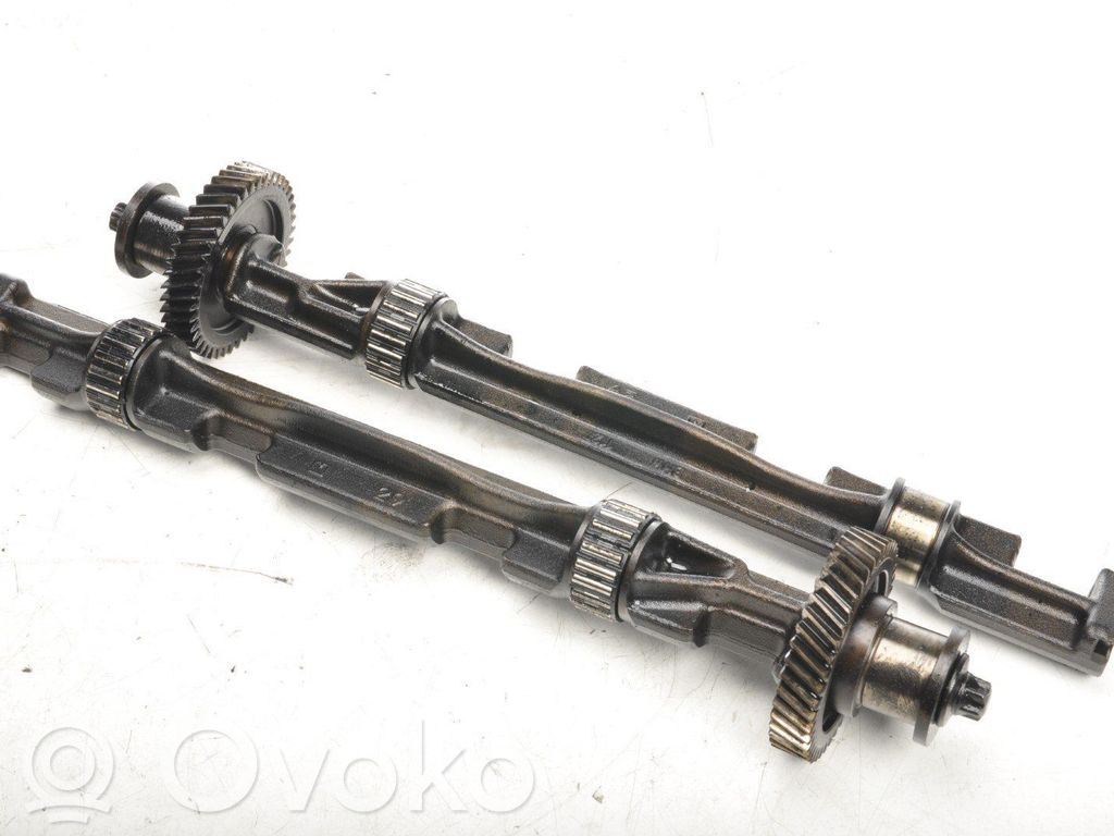 Kita variklio skyriaus detalė   1127