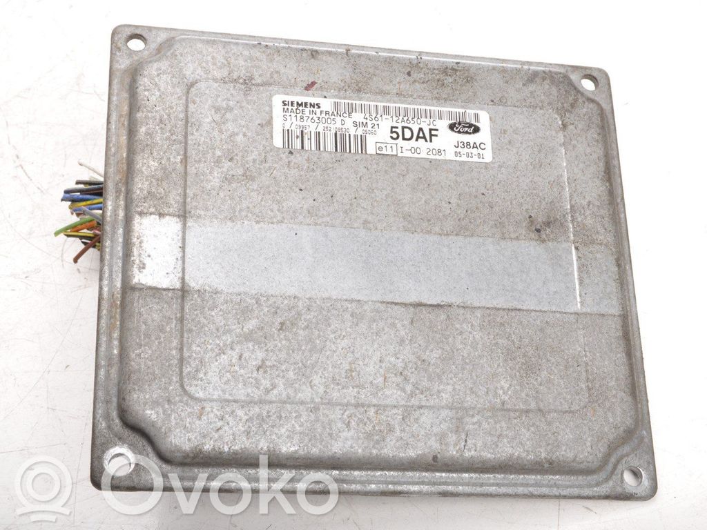 Ford Fiesta Engine control unit/module ECU 