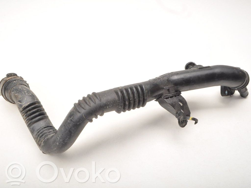 Nissan Micra K14 Manguera/tubo del intercooler 