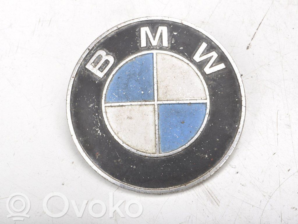 Logo, emblème, badge   18015608