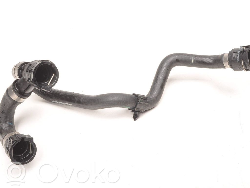 Engine coolant pipe/hose   8477901