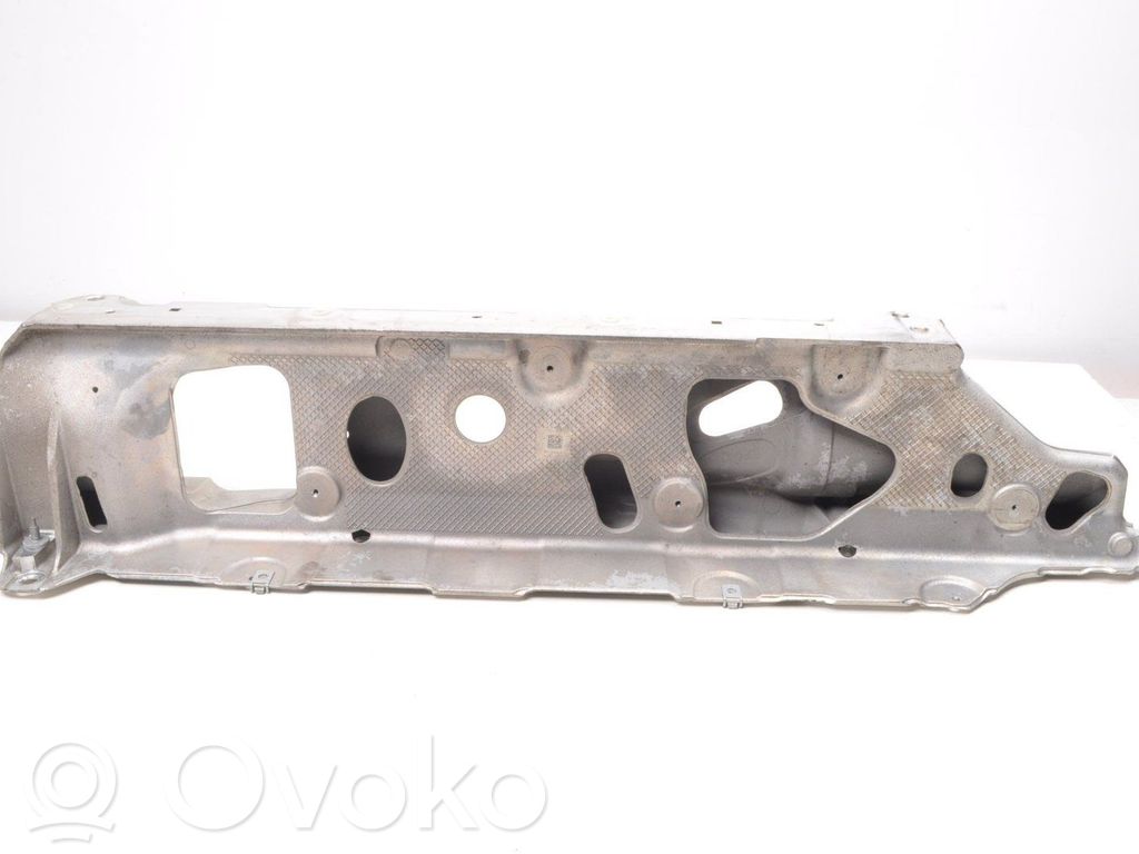 Engine mounting bracket   8868933,18599710,8869834