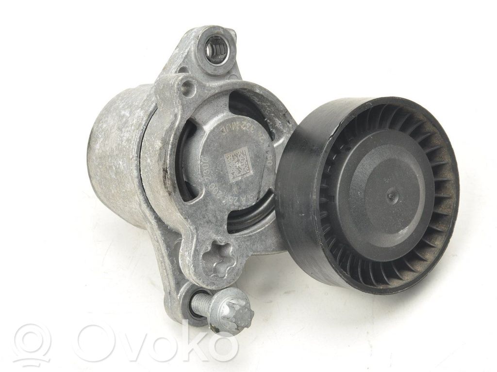 Mercedes-Benz GLC C253 Napinacz paska alternatora 