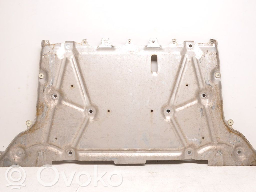 Engine splash shield/under tray   7915376