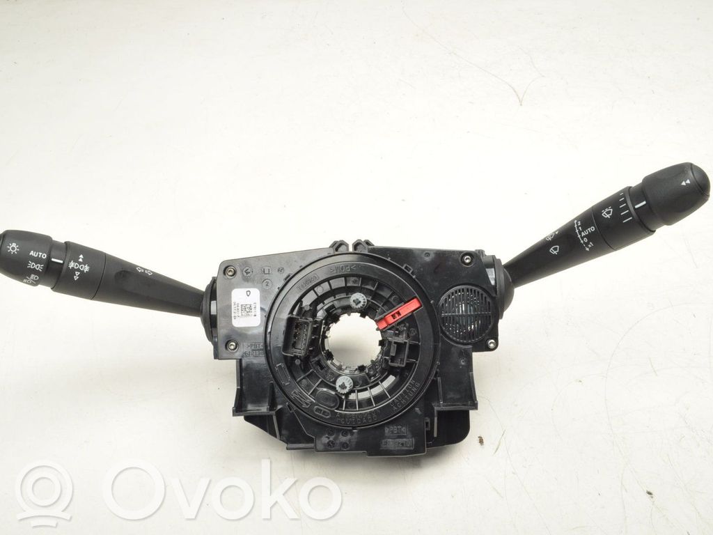 Citroen C4 X A set of switches 