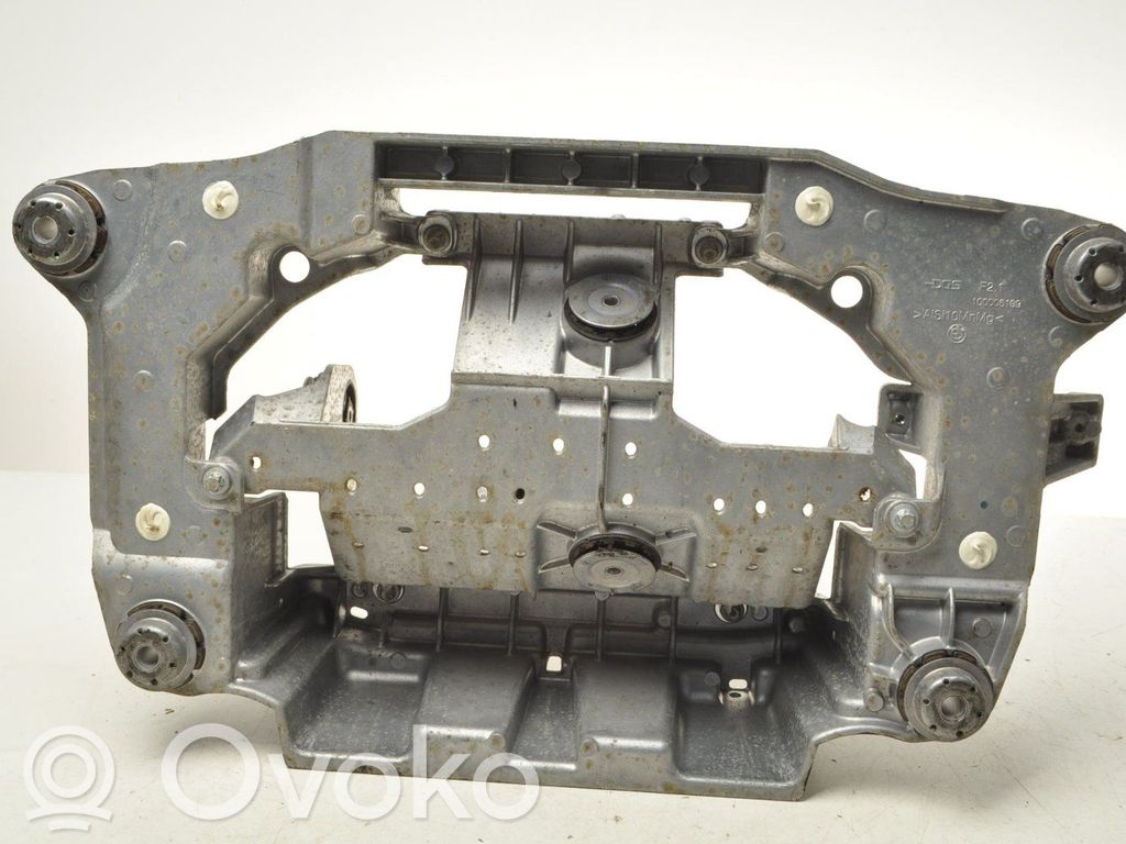 BMW i4 A/C compressor mount bracket 