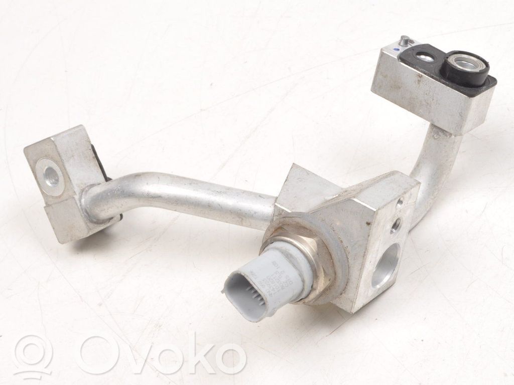 Ilmastointilaitteen putki (A/C)   4N0959126K,1EE816544