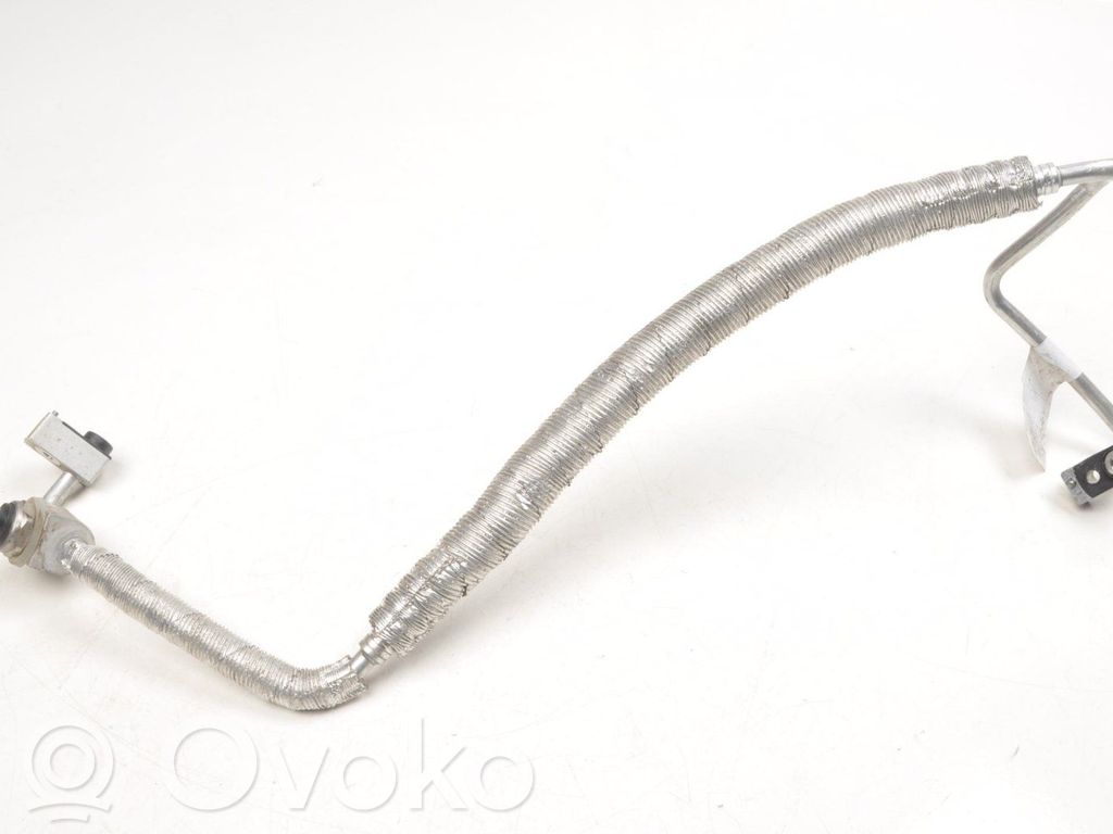 Ilmastointilaitteen putki (A/C)   1EA816521L,4N0959126J