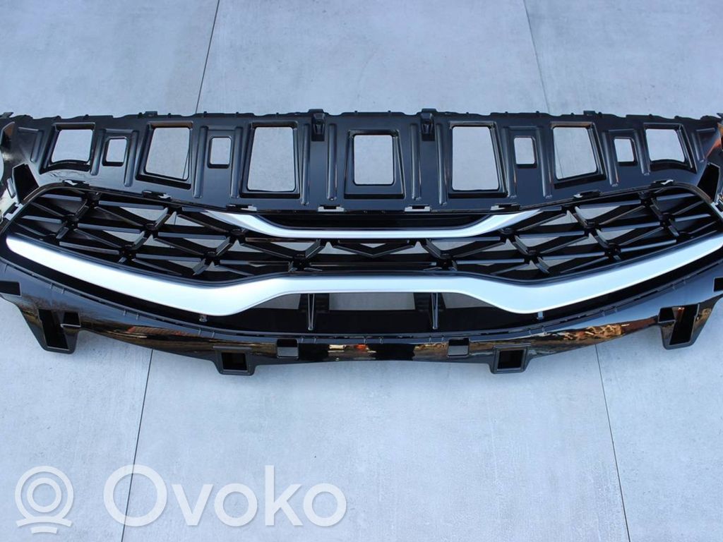 KIA Ceed Etupuskurin ylempi jäähdytinsäleikkö 