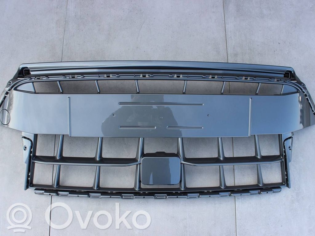 Cupra Leon Front bumper lower grill 