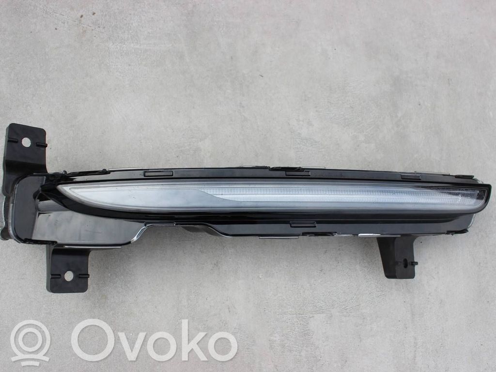 Porsche 718 Cayman 982 982c Etusuuntavilkku 