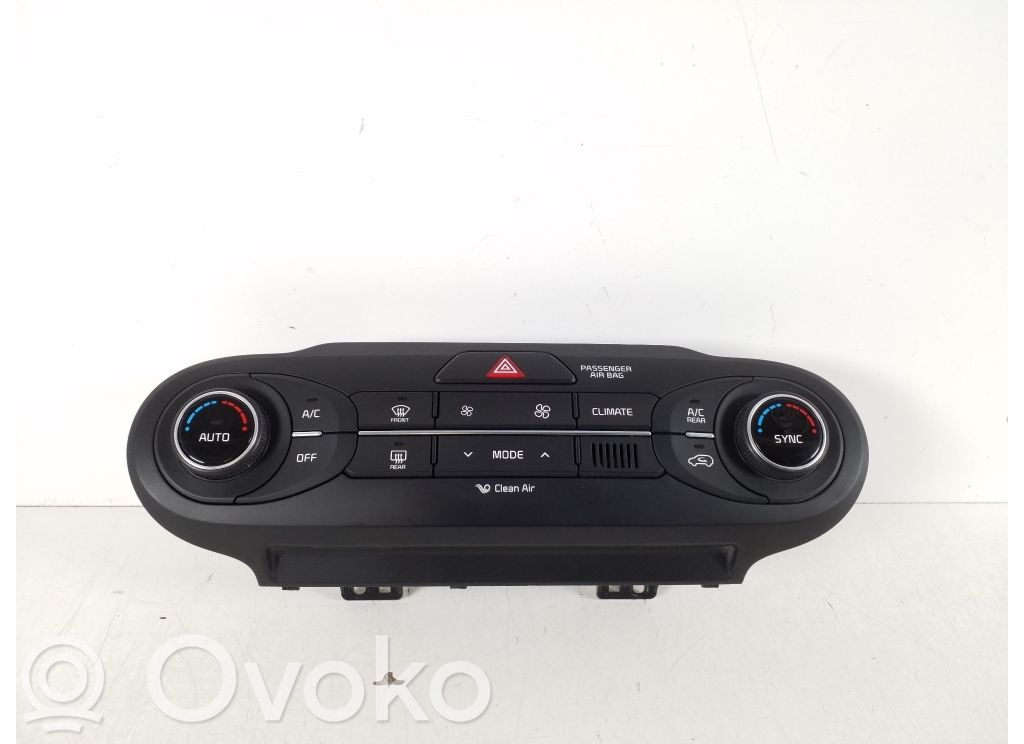 KIA Sorento Air conditioner control unit module 