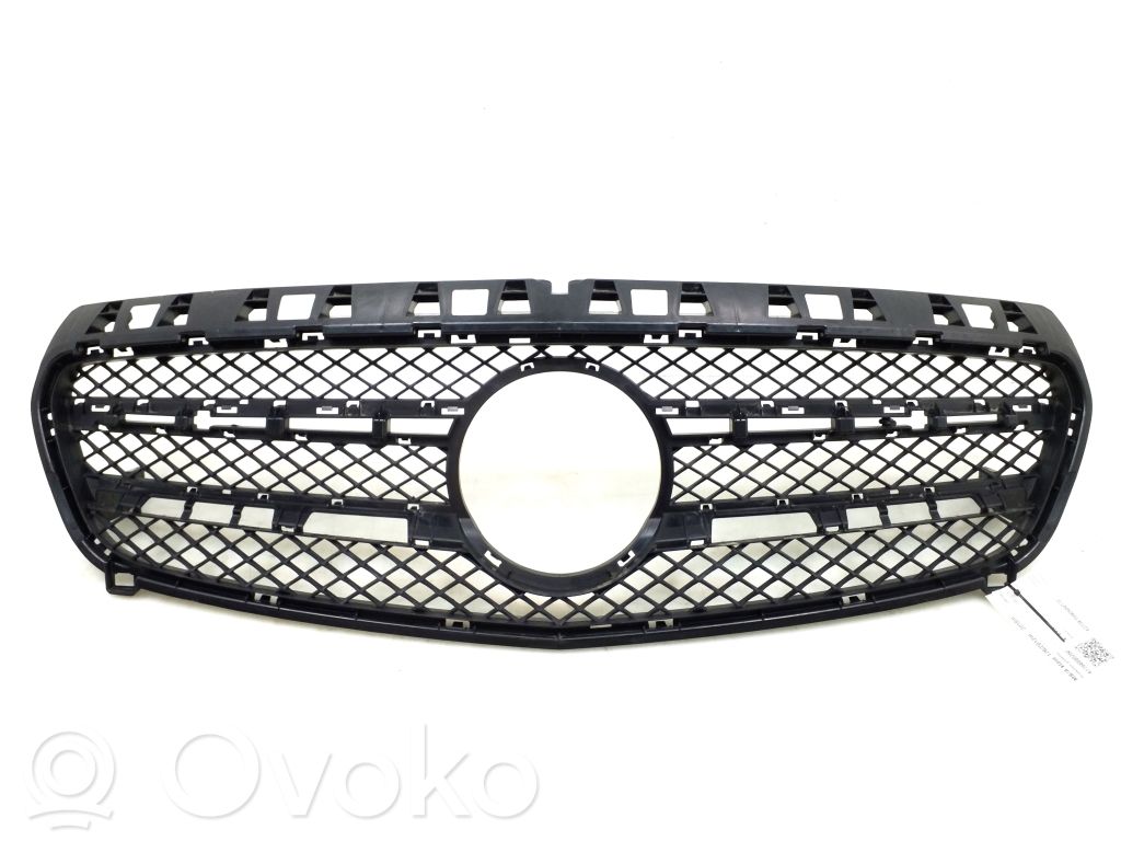 Mercedes-Benz A W176 Atrapa chłodnicy / Grill 