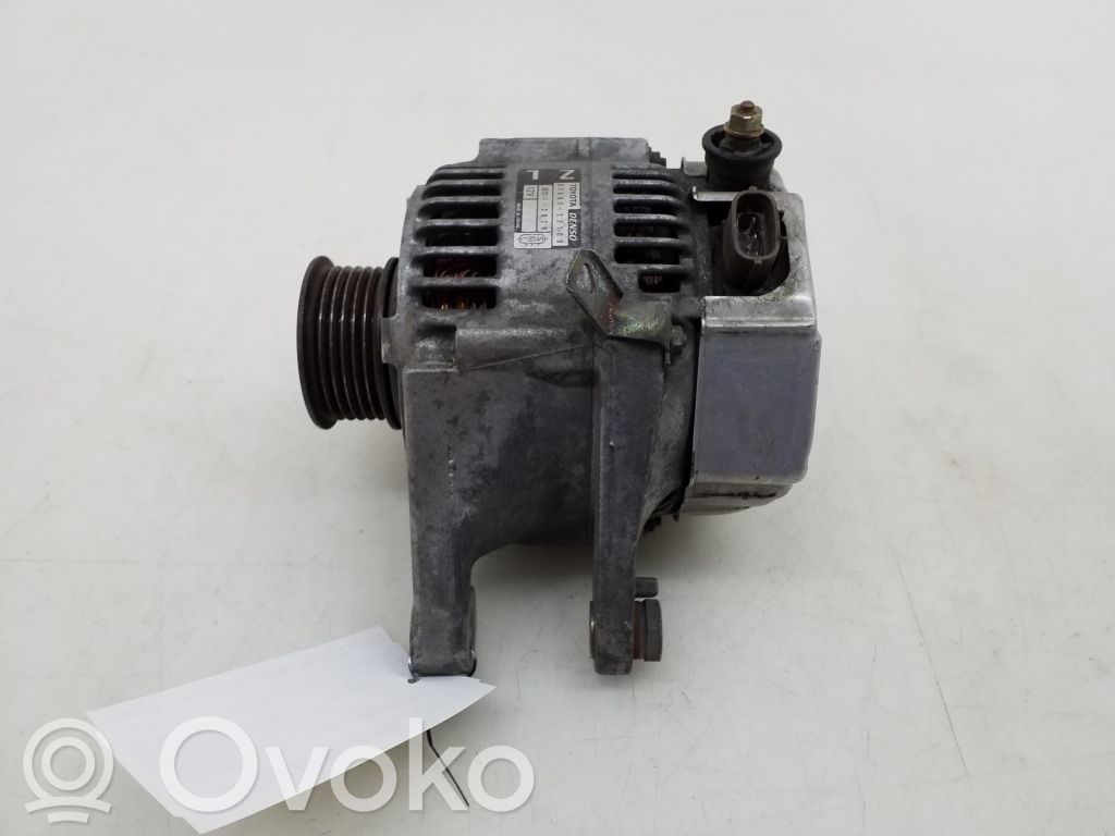 Toyota Corolla Verso E121 Generatorius 